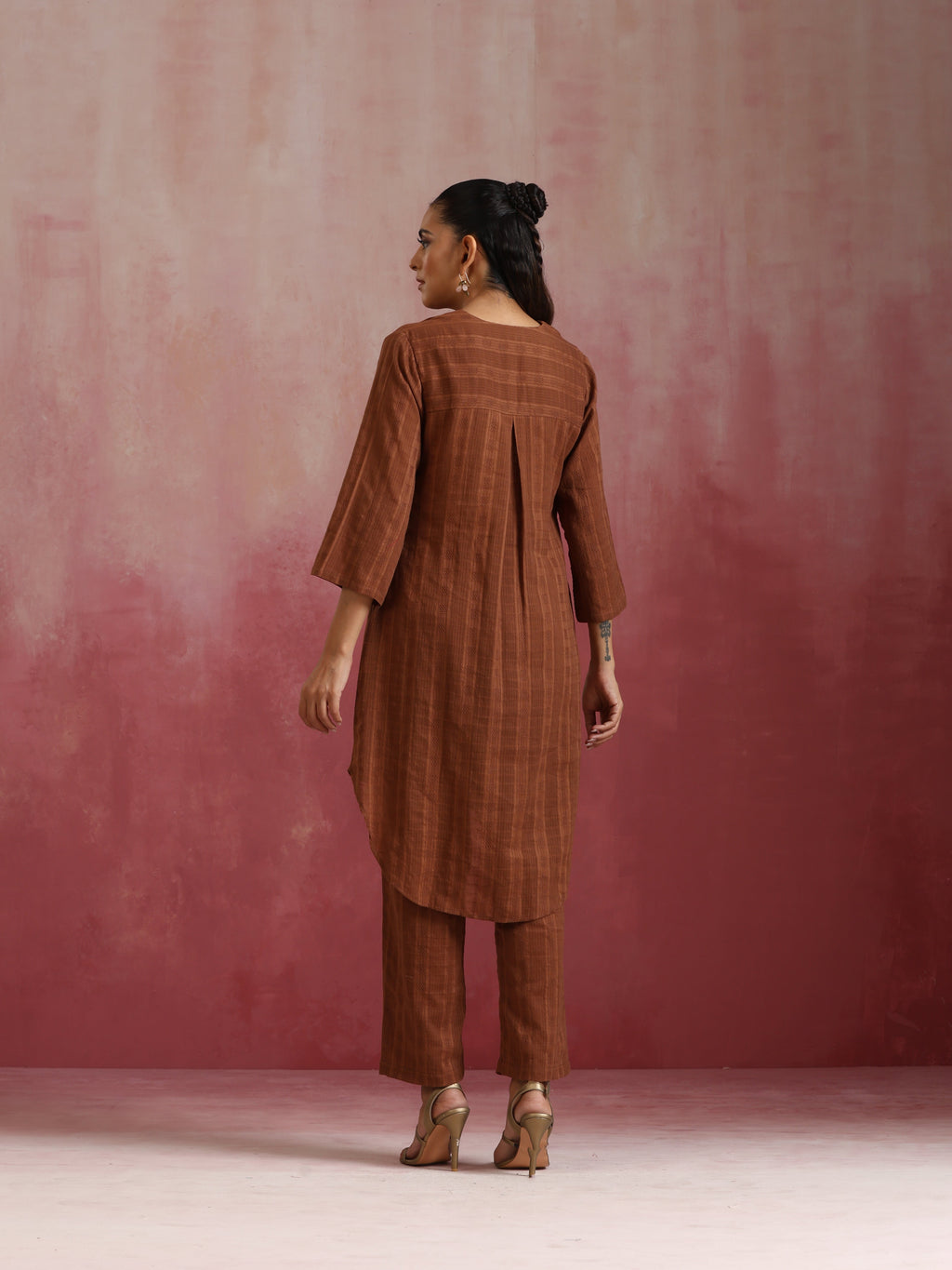 trueBrowns Brown Cotton Dobby Kurta Co-ord set | Grocsy