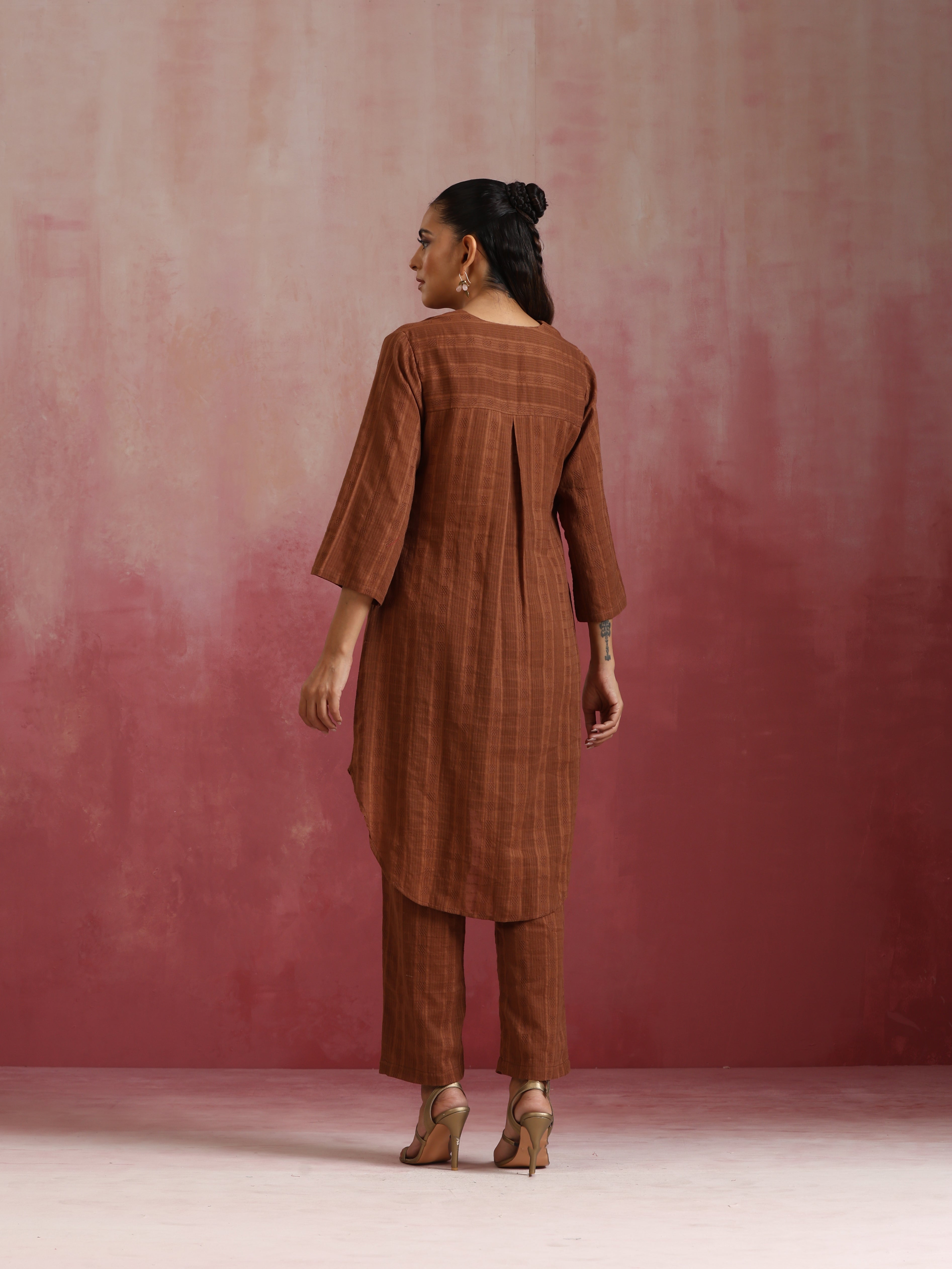 trueBrowns Brown Cotton Dobby Kurta Co-ord set | Grocsy