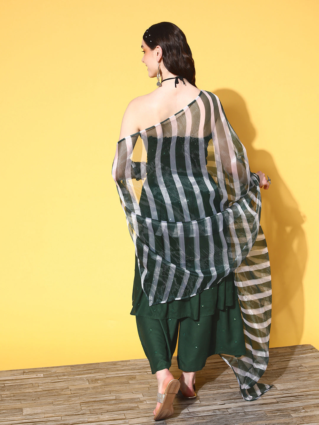 InWeave Women's Green Mirror Work Off Shoulder Kurta Set With Dupatta | Grocsy