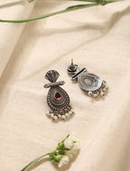 trueBrowns Silver Pearl Bead Earrings | Grocsy