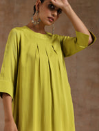 trueBrowns Lime Modal Satin Neck Pleat Kurta Set | Grocsy