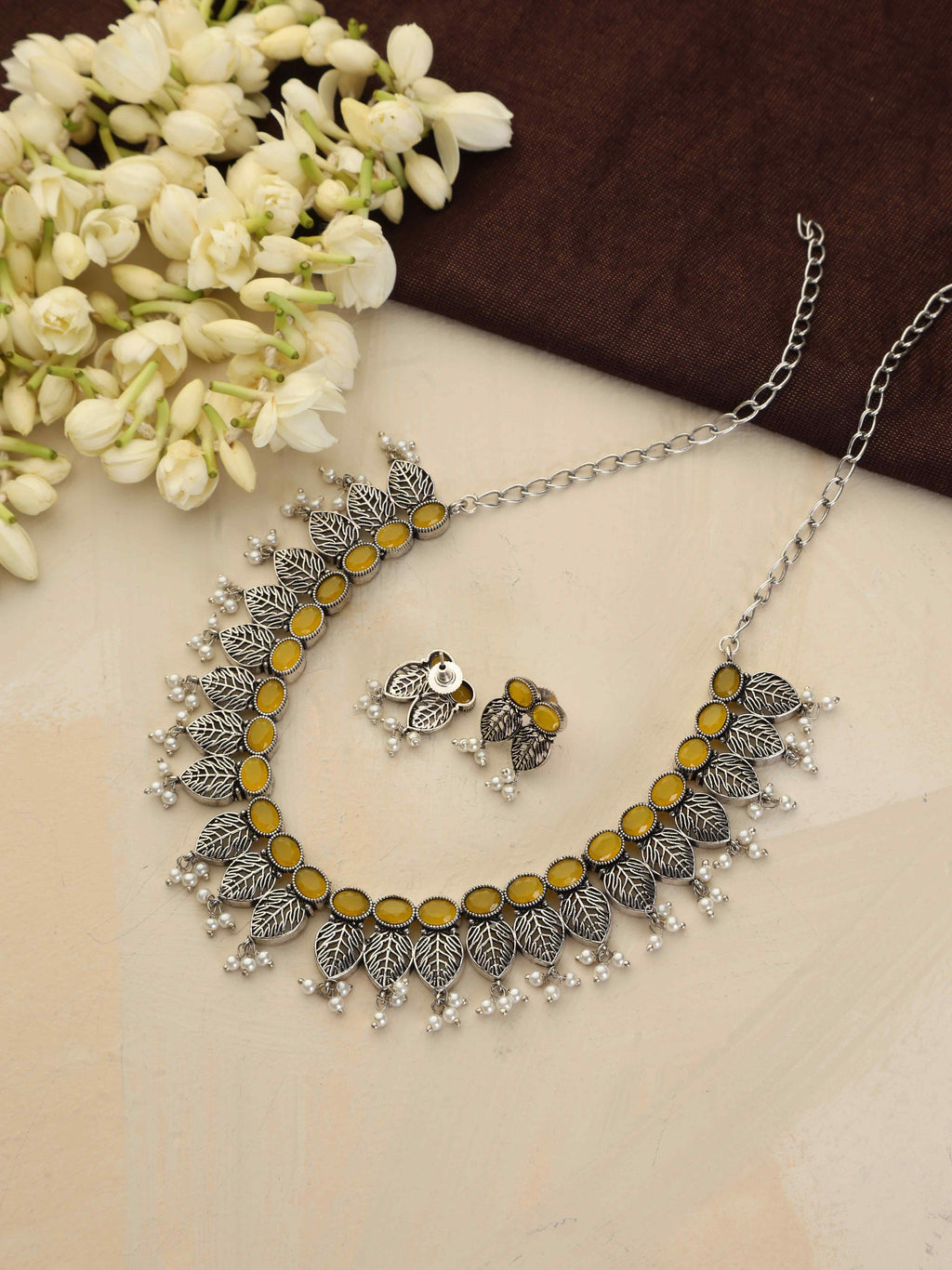 trueBrowns Silver Tone Stone Necklace Set | Grocsy