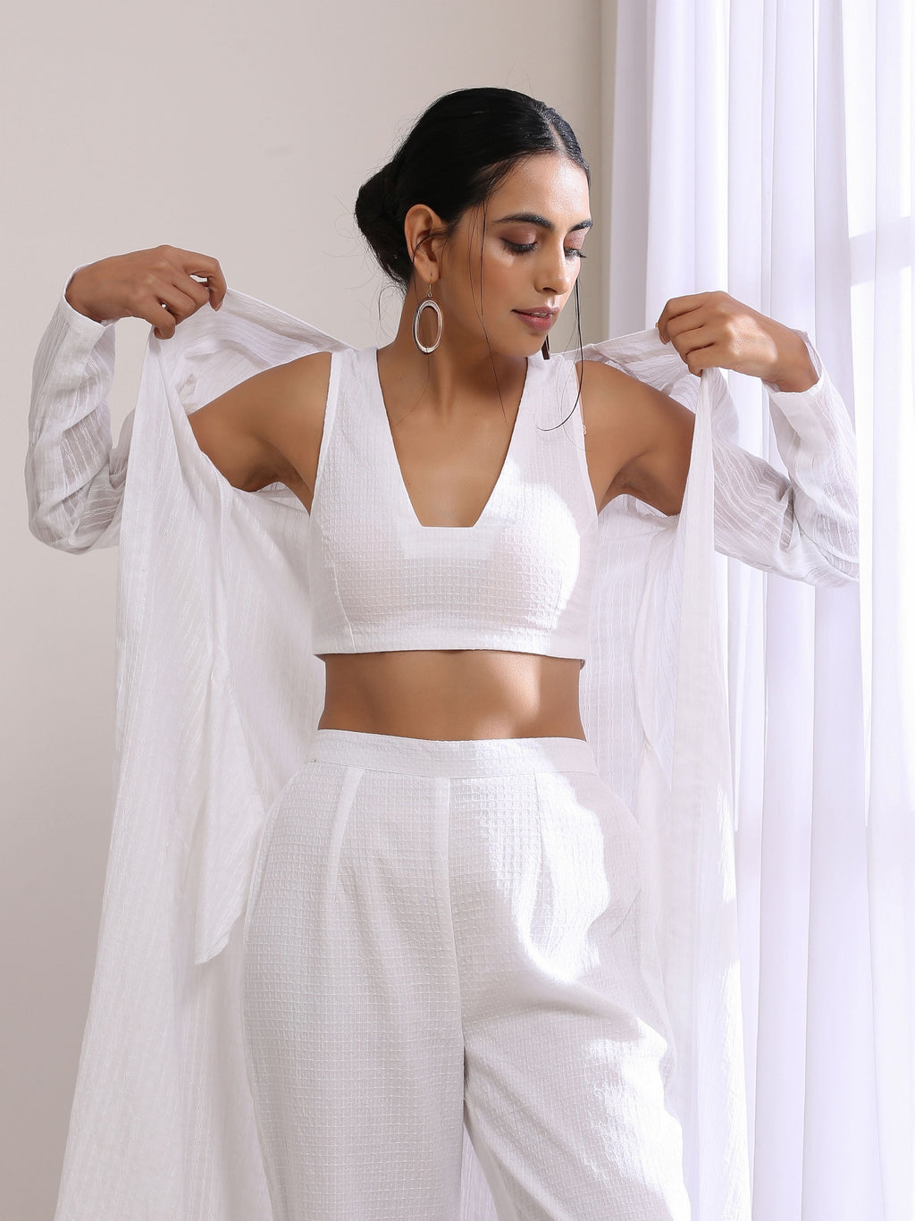 trueBrowns White Dobby Overlay Jacket Blouse Pant Set | Grocsy