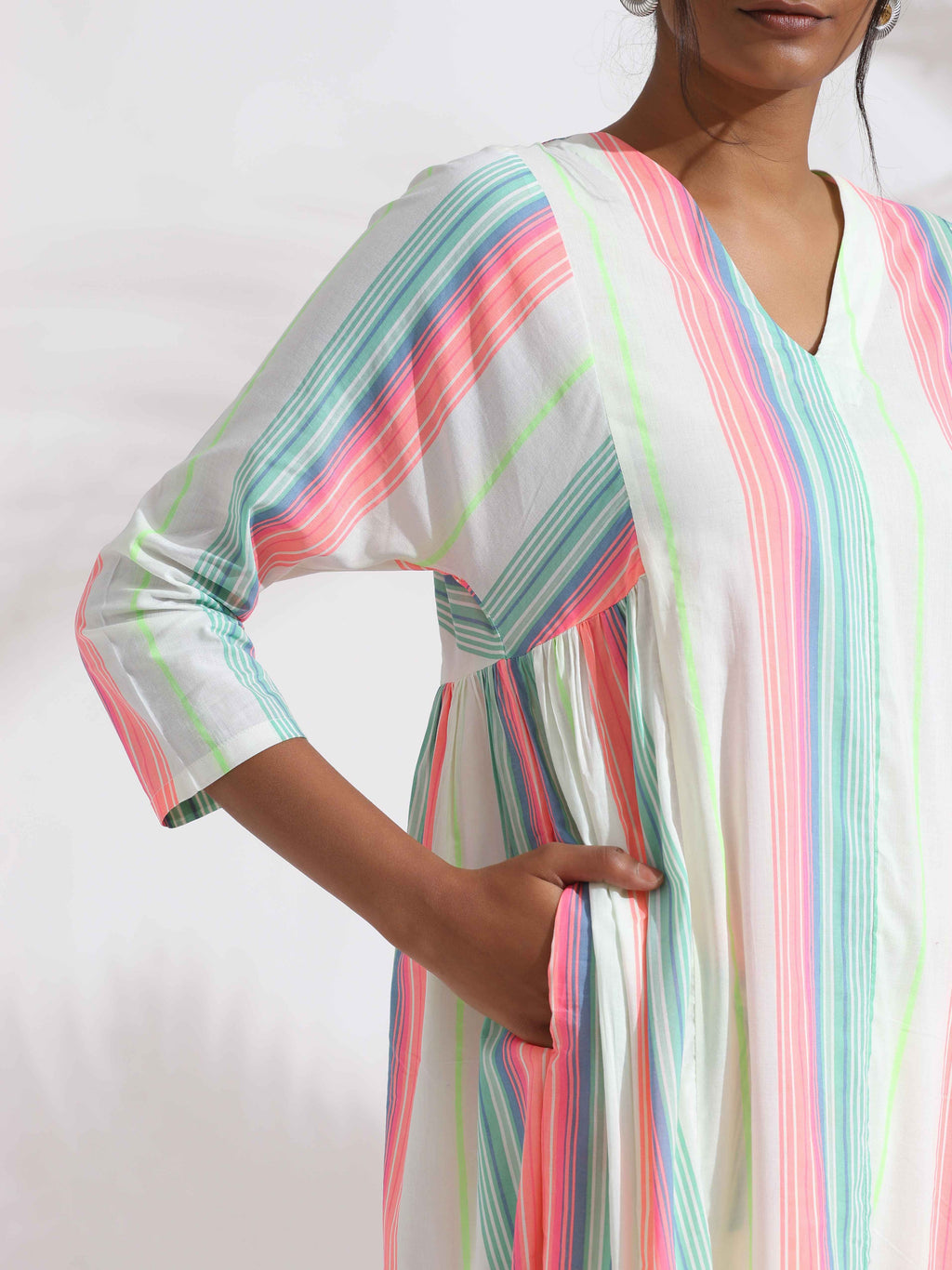 trueBrowns Off-White Cotton Multi Stripe Flared Kurta Set | Grocsy