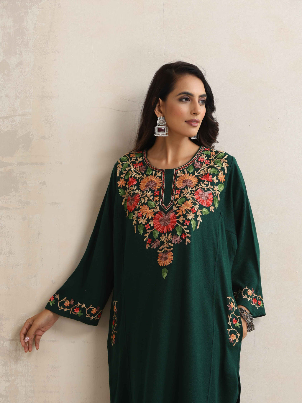 trueBrowns Green Kashmiri Embroidered Woollen Phiran Kurta | Grocsy