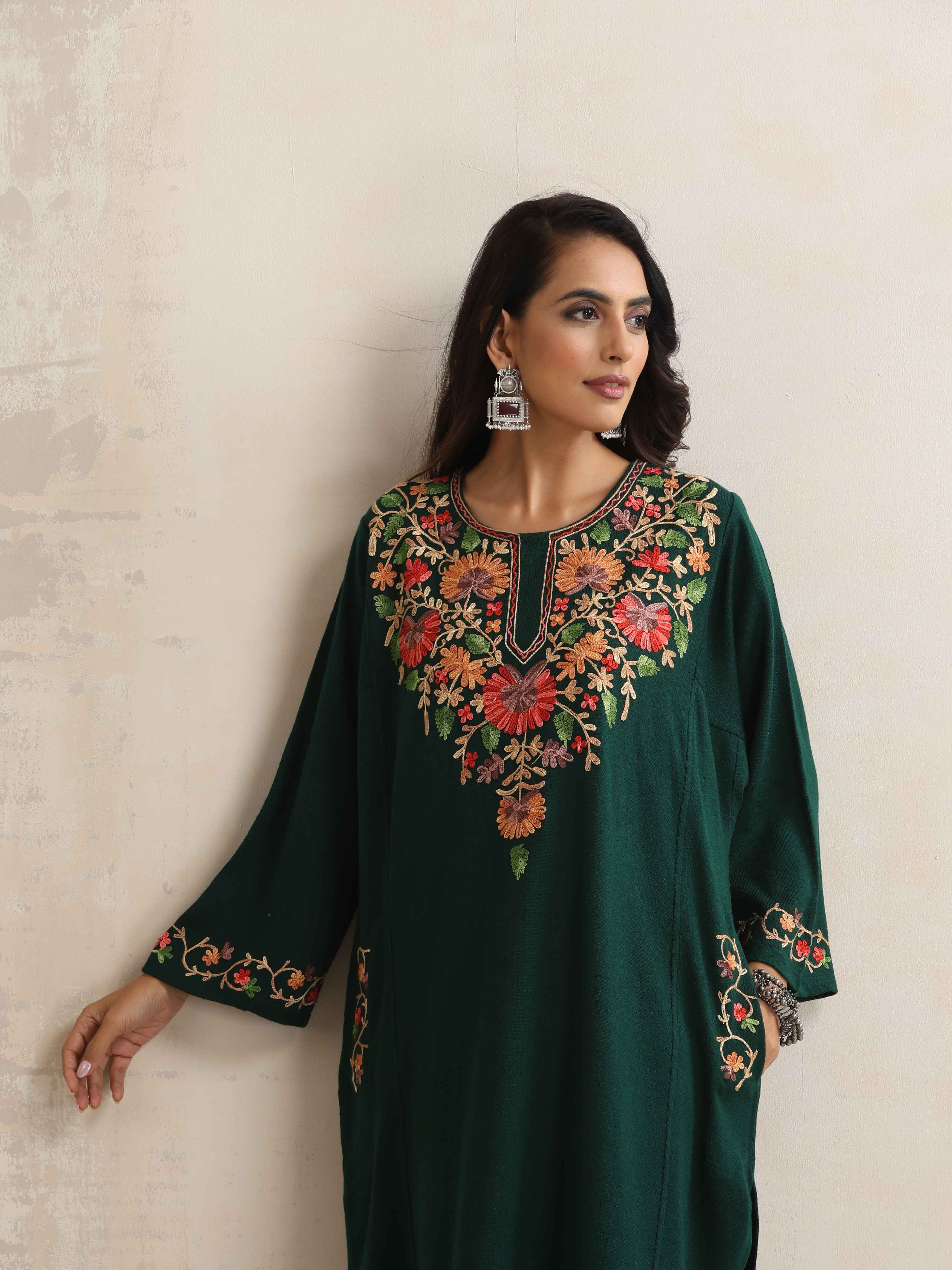 trueBrowns Green Kashmiri Embroidered Woollen Phiran Kurta | Grocsy