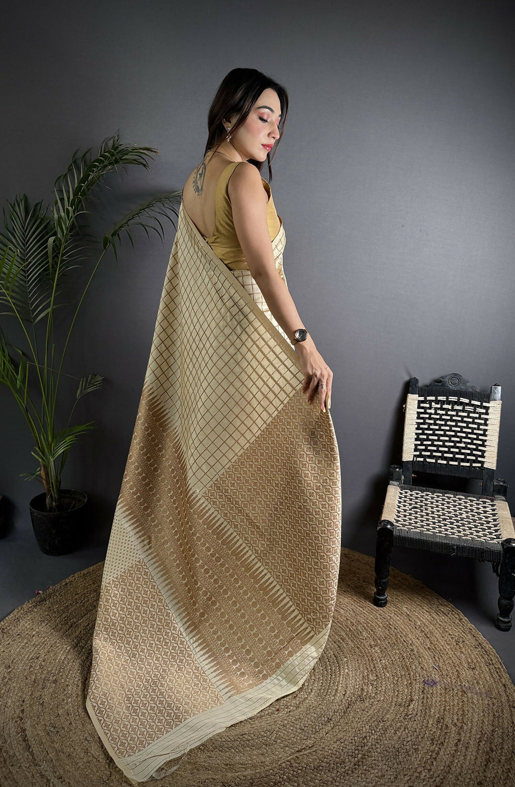 Joban Fashion Off White Banarasi Soft Lichi Silk Checks & Woven Saree | Grocsy