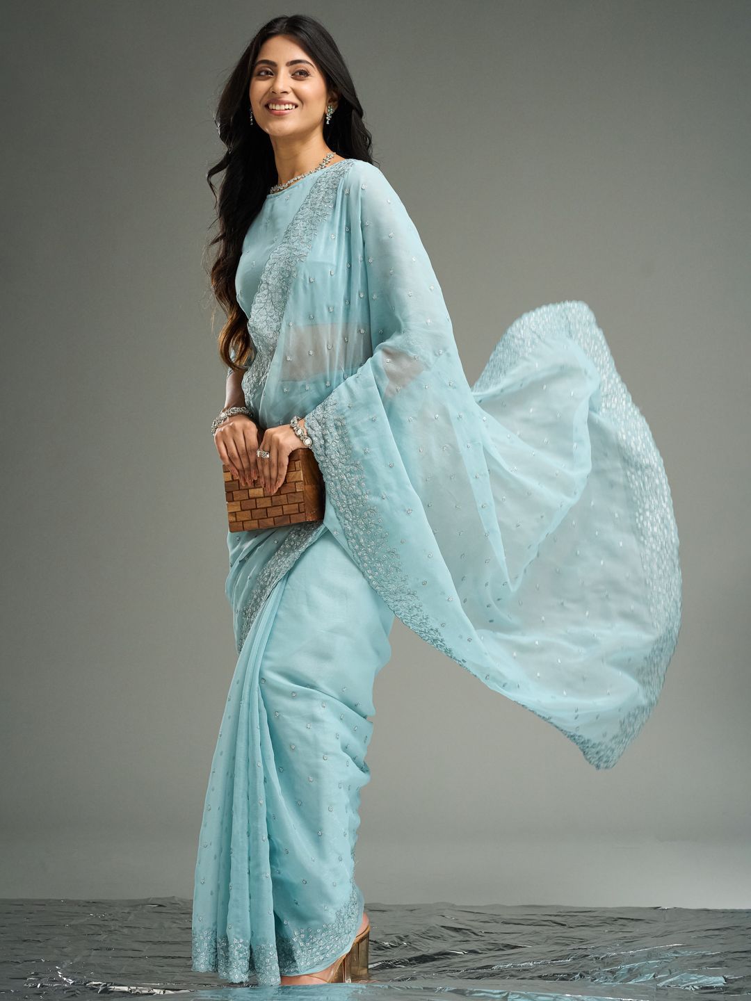 kasee Floral Embroidered Saree | Grocsy