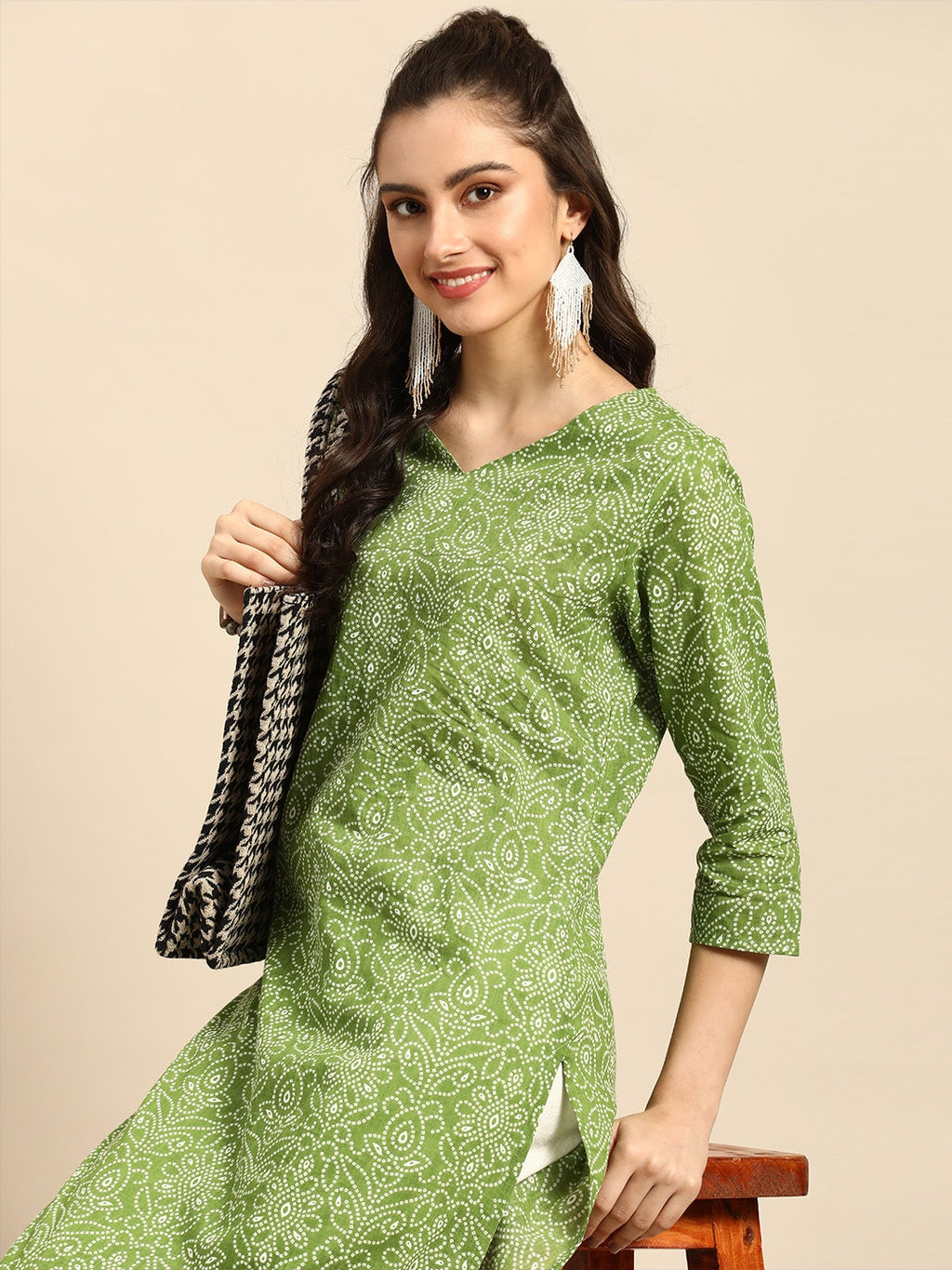 Sangria Women Green Bandhani Printed Pure Cotton Kurta | Grocsy