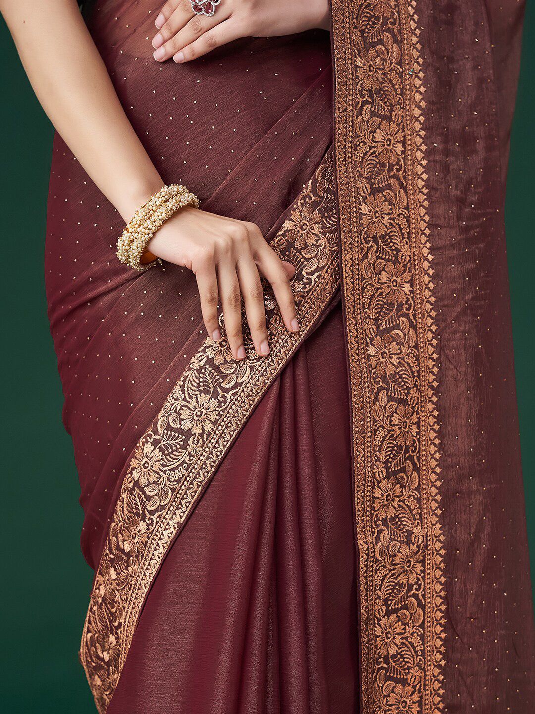 kasee Embellished Zari Saree | Grocsy