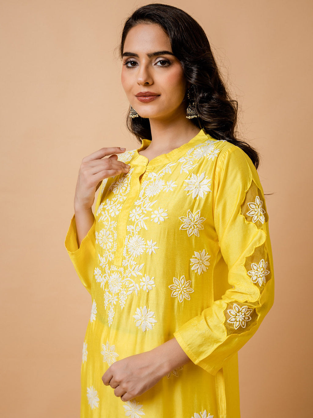 HOUSE OF KARI Floral Embroidered Chanderi Silk Chikankari Kurta | Grocsy