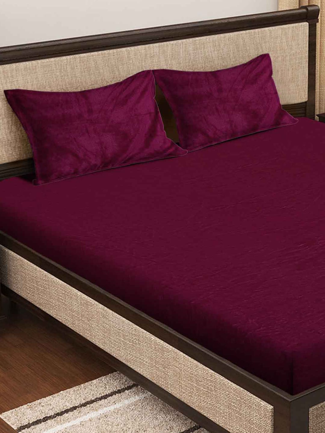 KLOTTHE Maroon 300 TC Woolen Fitted Double King Bedsheet With 2 Pillow Covers | Grocsy