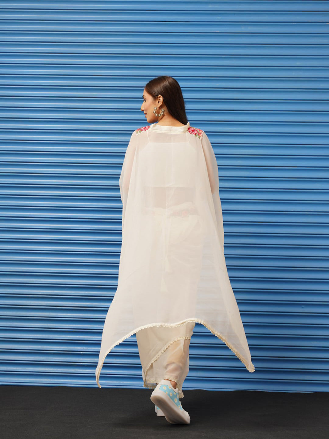 Tikhi Imli Kaftan Saree With Belt | Grocsy