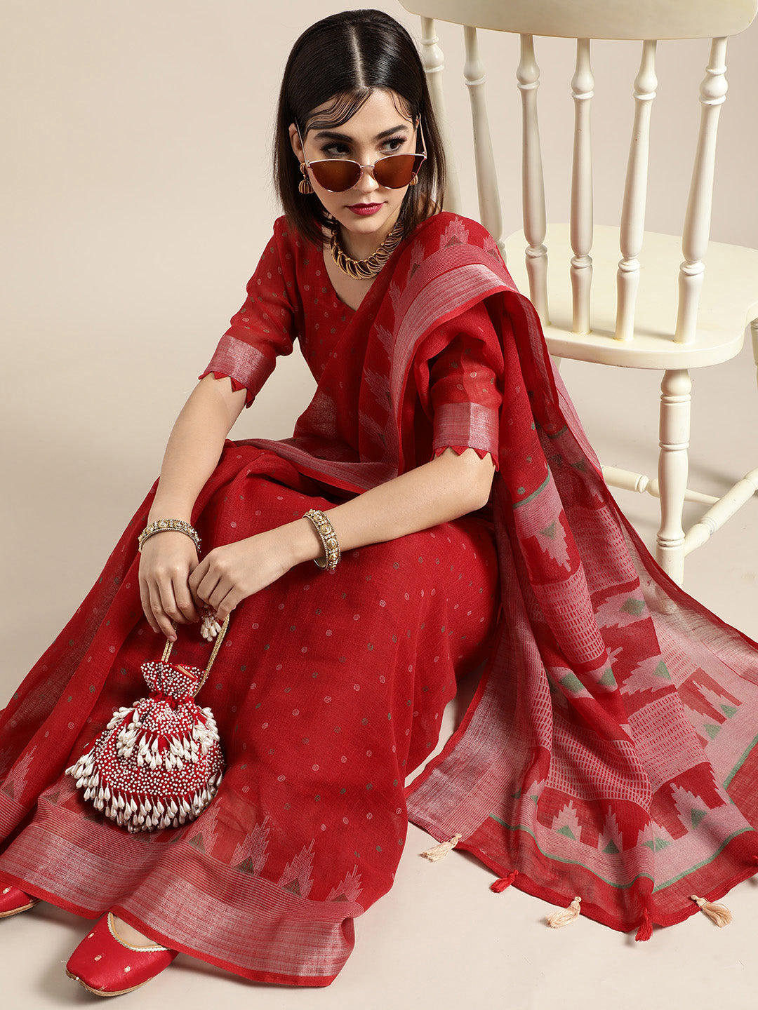 Saree Mall Saree Mall Blazing Red Linen Blend Saree | Grocsy