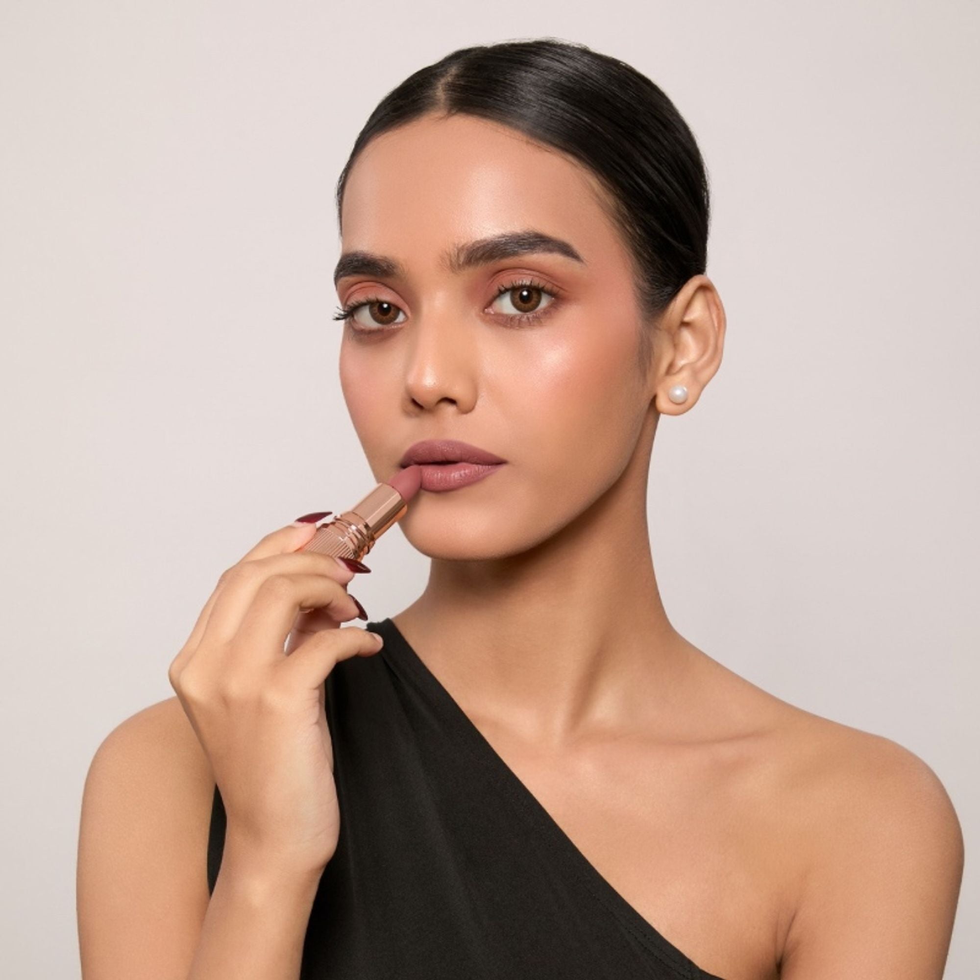 Europe Girl Silky Matte Lipstick - EG-11 Soft Brown | Grocsy