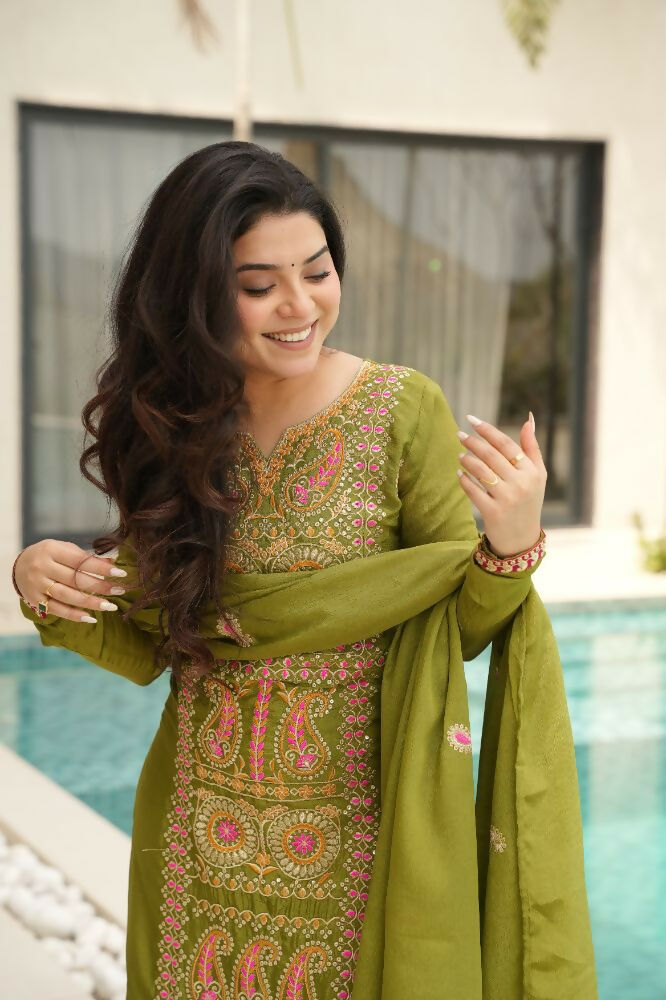 Joban Fashion Perot Kurta Set Silk Sequins , Zari, Coding & Thread Embroidered work | Grocsy