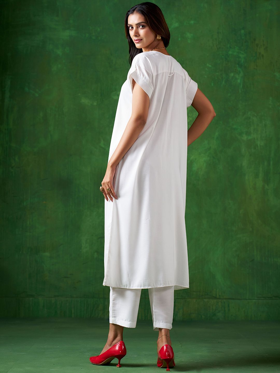 Sangria White Extended Sleeves A-Line Kurta With Trouser | Grocsy