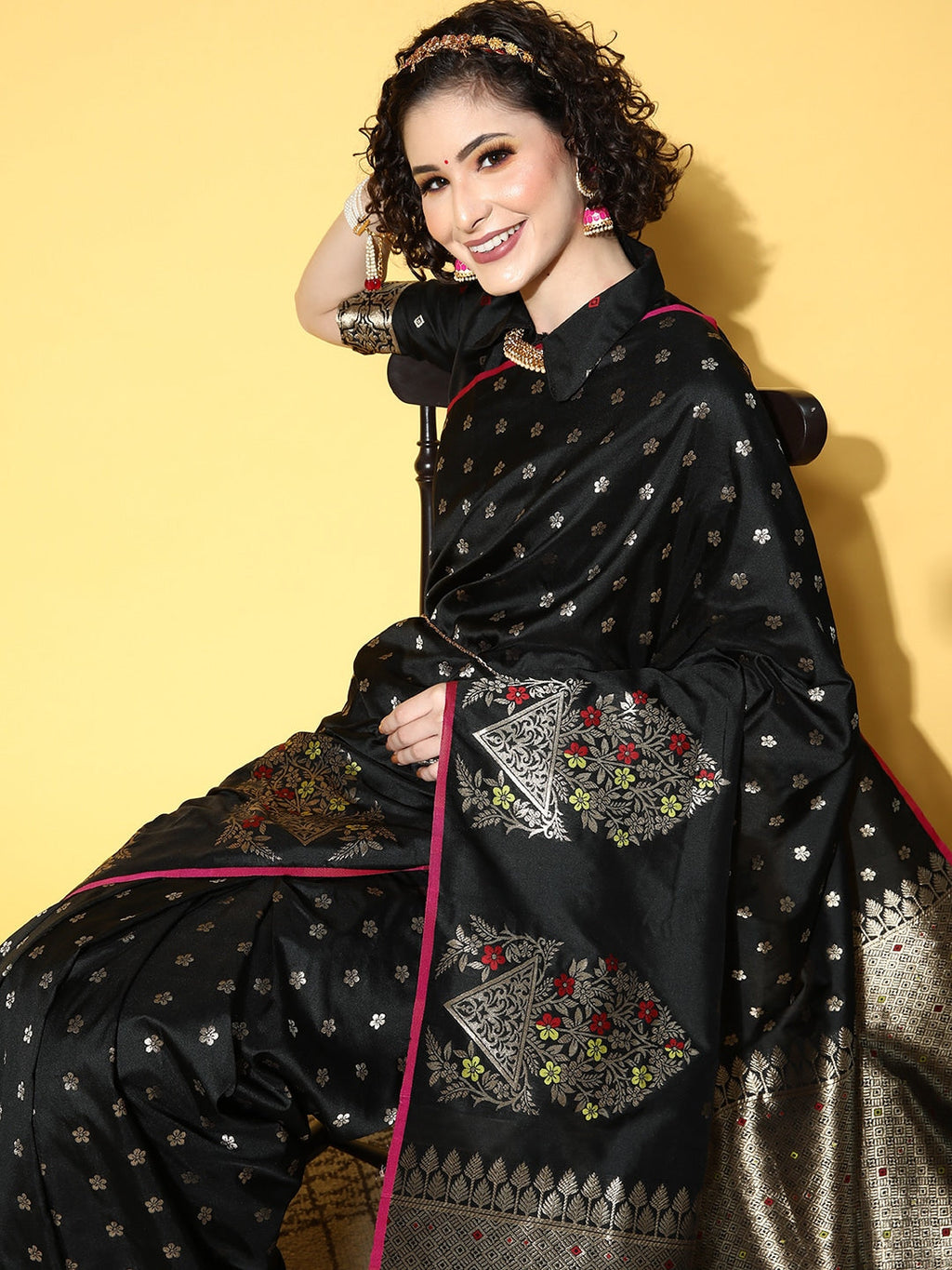 Saree Mall Ethnic Motifs Saree with Solid Border | Grocsy