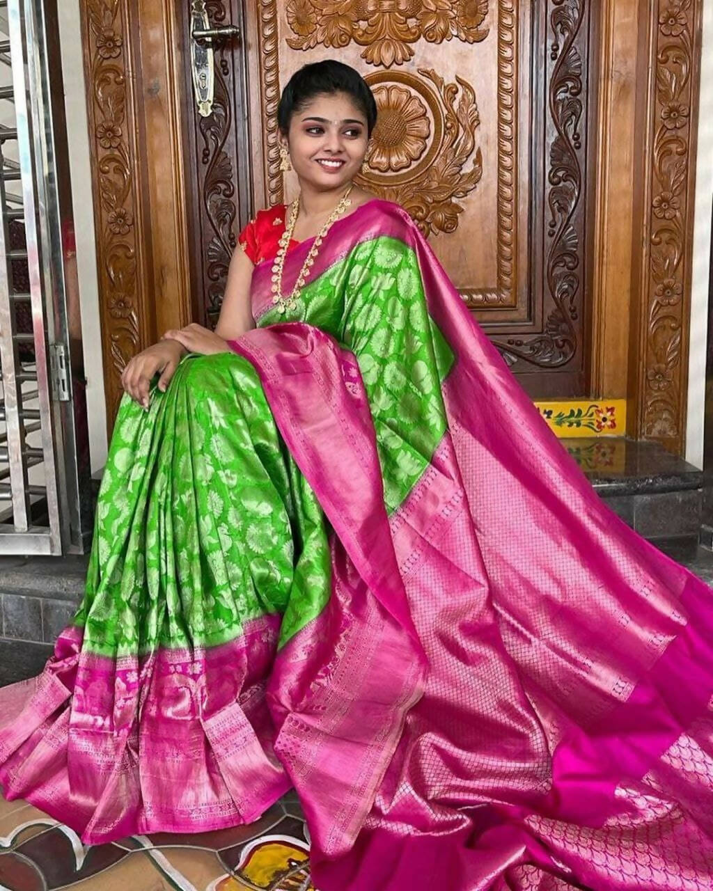 DEIANA'S Beautiful Designer Golden zari Soft Lichi Silk Saree - Parrot | Grocsy