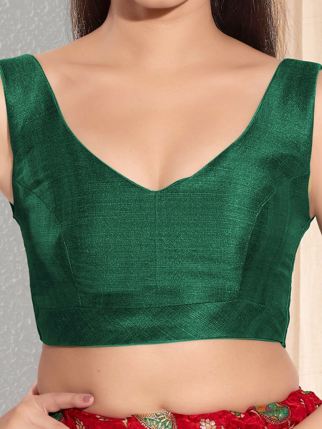 Joban Fashion Bottle Green Mulberry Silk Padded Blouse With Round Neck Sleeveless | Grocsy