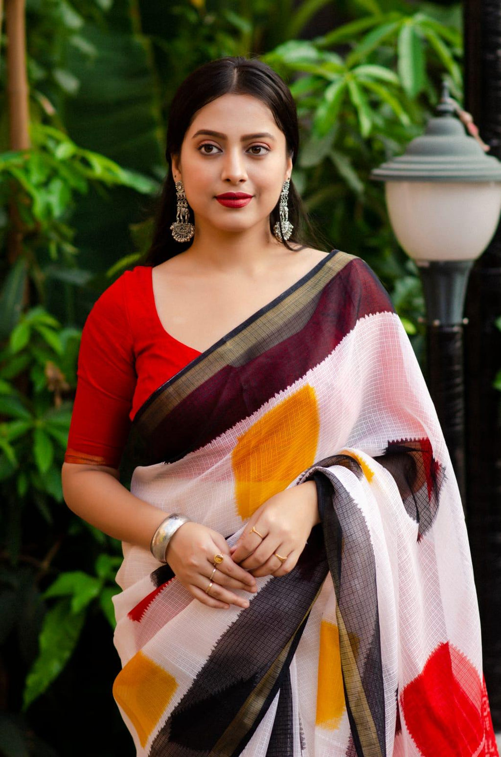 White Polycotton Ethnic Motifs Saree with Unstitched Blouse - Hiral Fashion | Grocsy