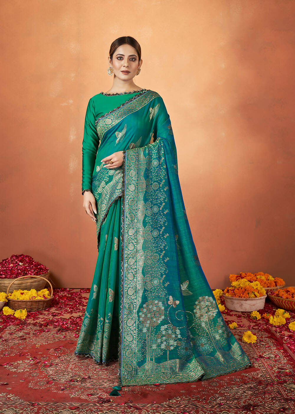 Blue Kanjivaram two tone Silk Woven Design Saree With Unstitched Blouse Piece - Norita Royal Pradha | Grocsy