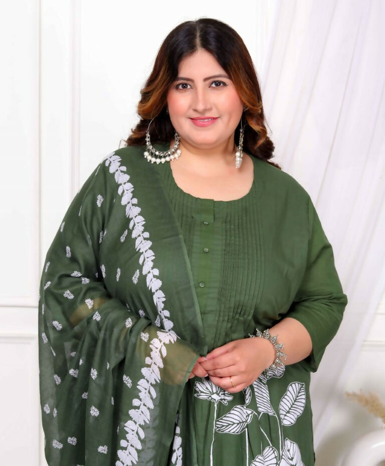 Miravan Women's Plus Size Mehandi Pintucks Floral Pattern Cotton Straight Kurta with Palazzo And Floral Dupatta Set | Grocsy
