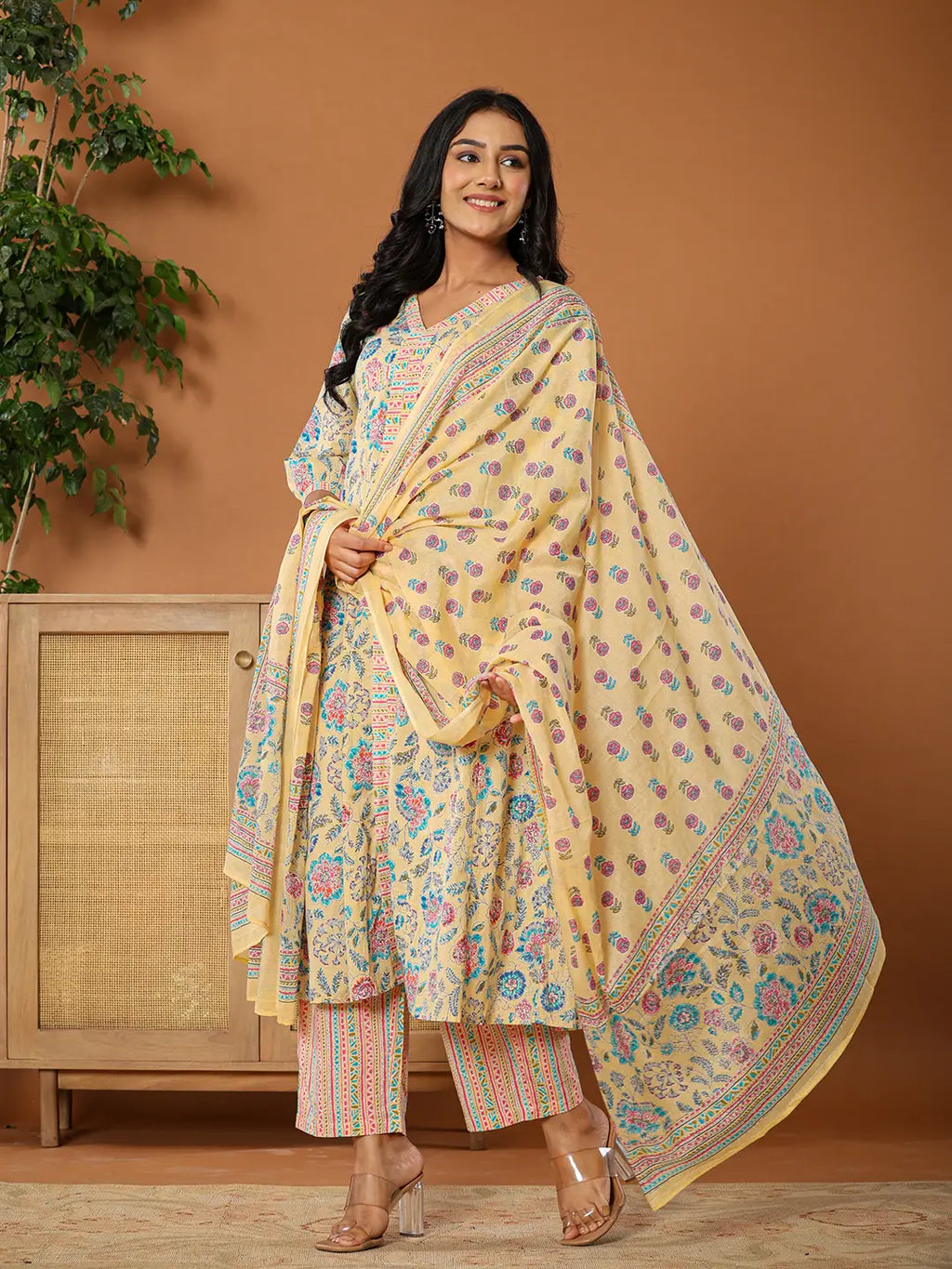 Yufta cotton yellow kurta dupatta set | Grocsy