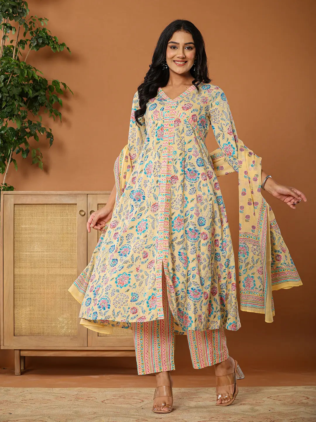 Yufta cotton yellow kurta dupatta set | Grocsy