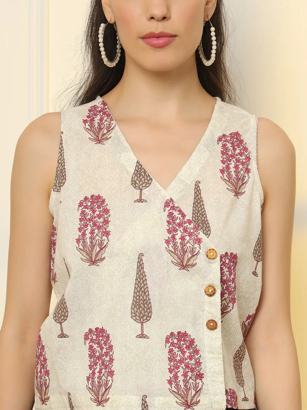 Yufta White And Pink Cotton Sleeve Less Wrap Top | Grocsy