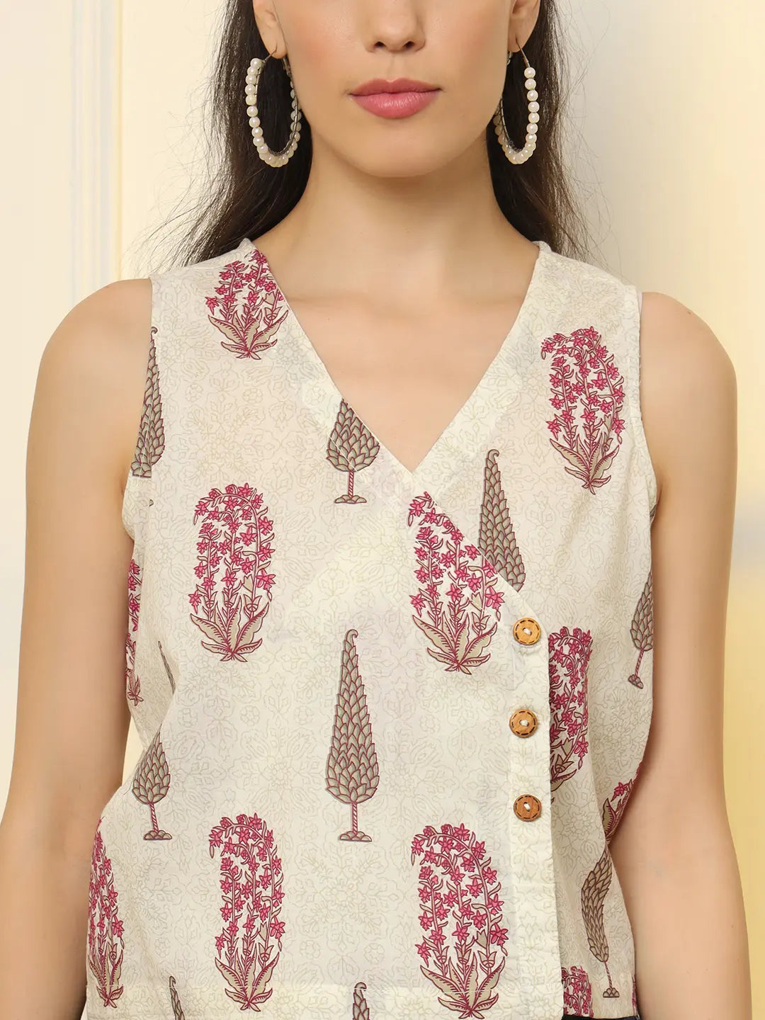 Yufta White And Pink Cotton Sleeve Less Wrap Top | Grocsy