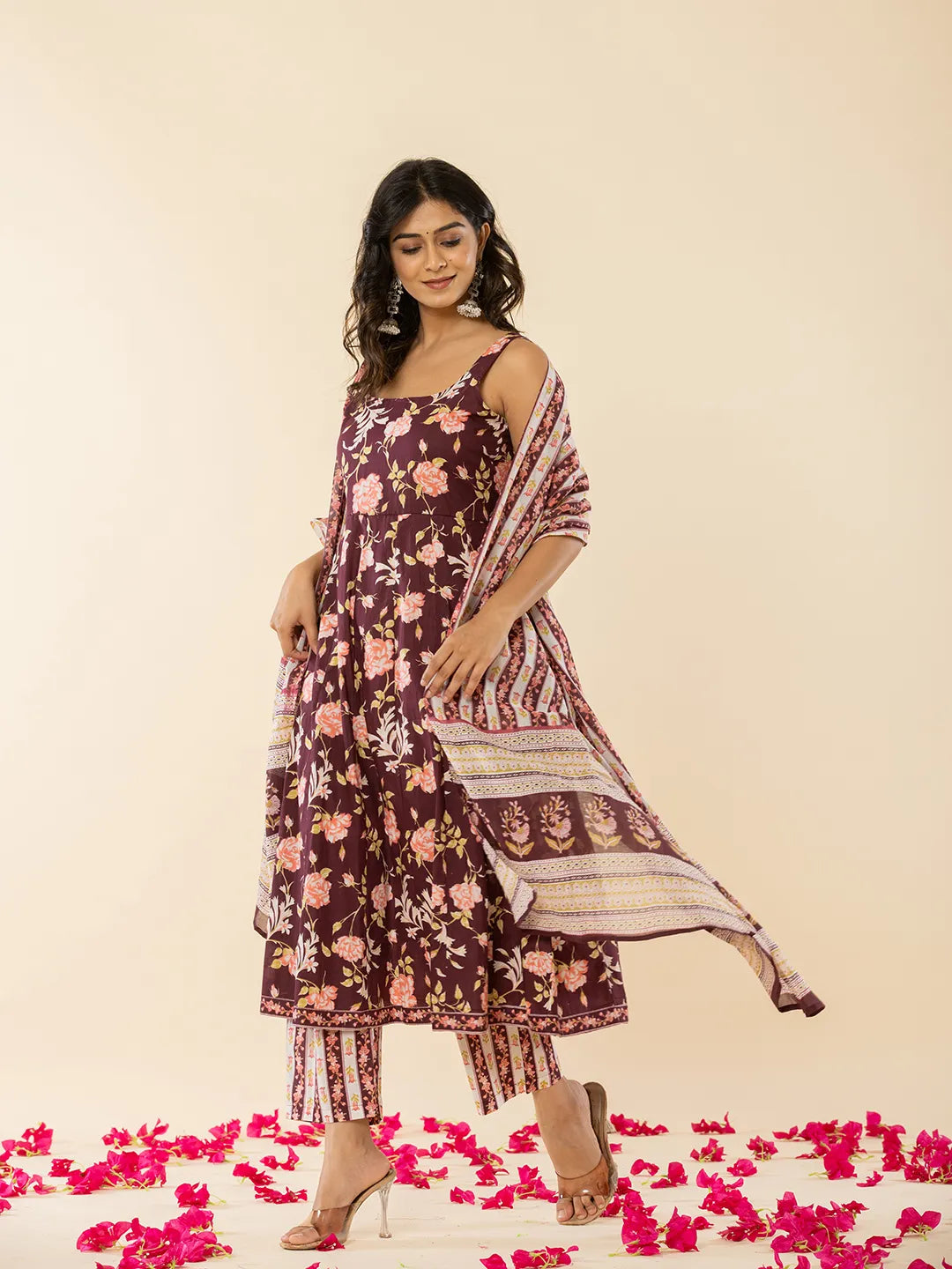 Yufta Brown Sleeveless Cotton Kurta With Dupatta Set | Grocsy