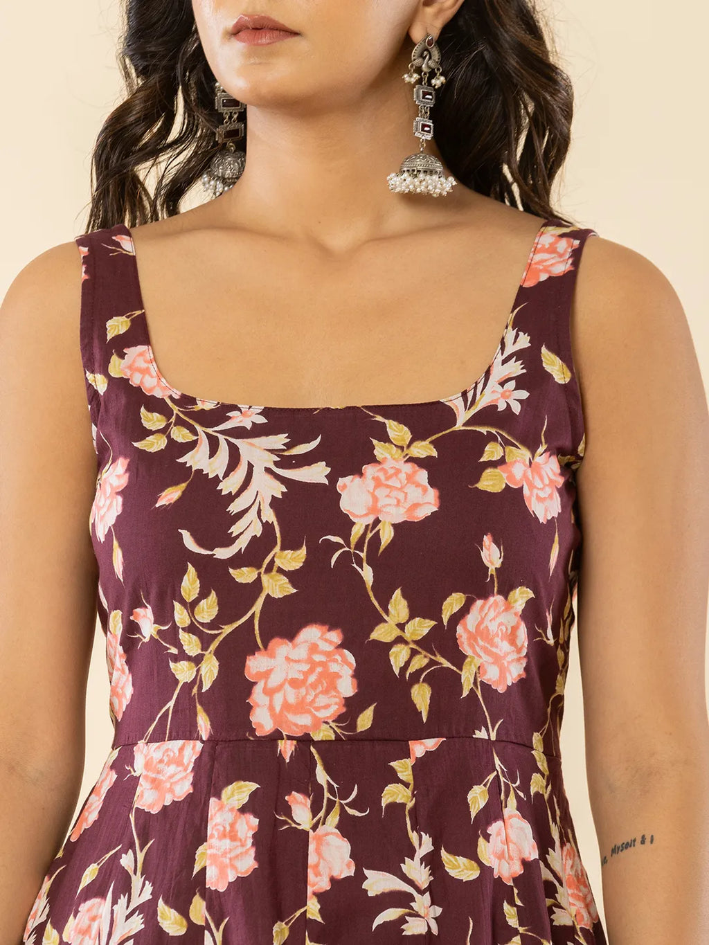 Yufta Brown Sleeveless Cotton Kurta With Dupatta Set | Grocsy