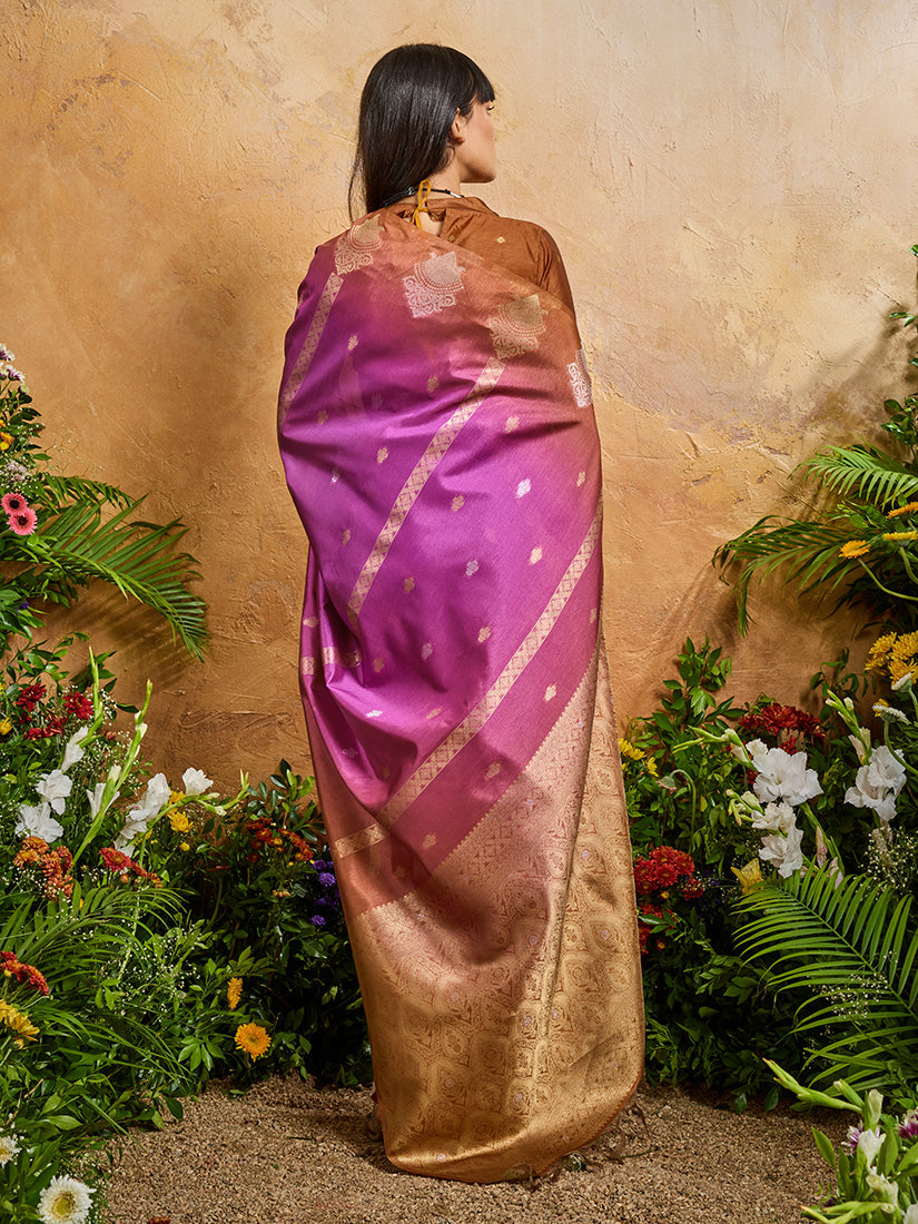 Monjolika Fashion Weaving Handloom Silk Blend Magenta Contemporary Saree | Grocsy