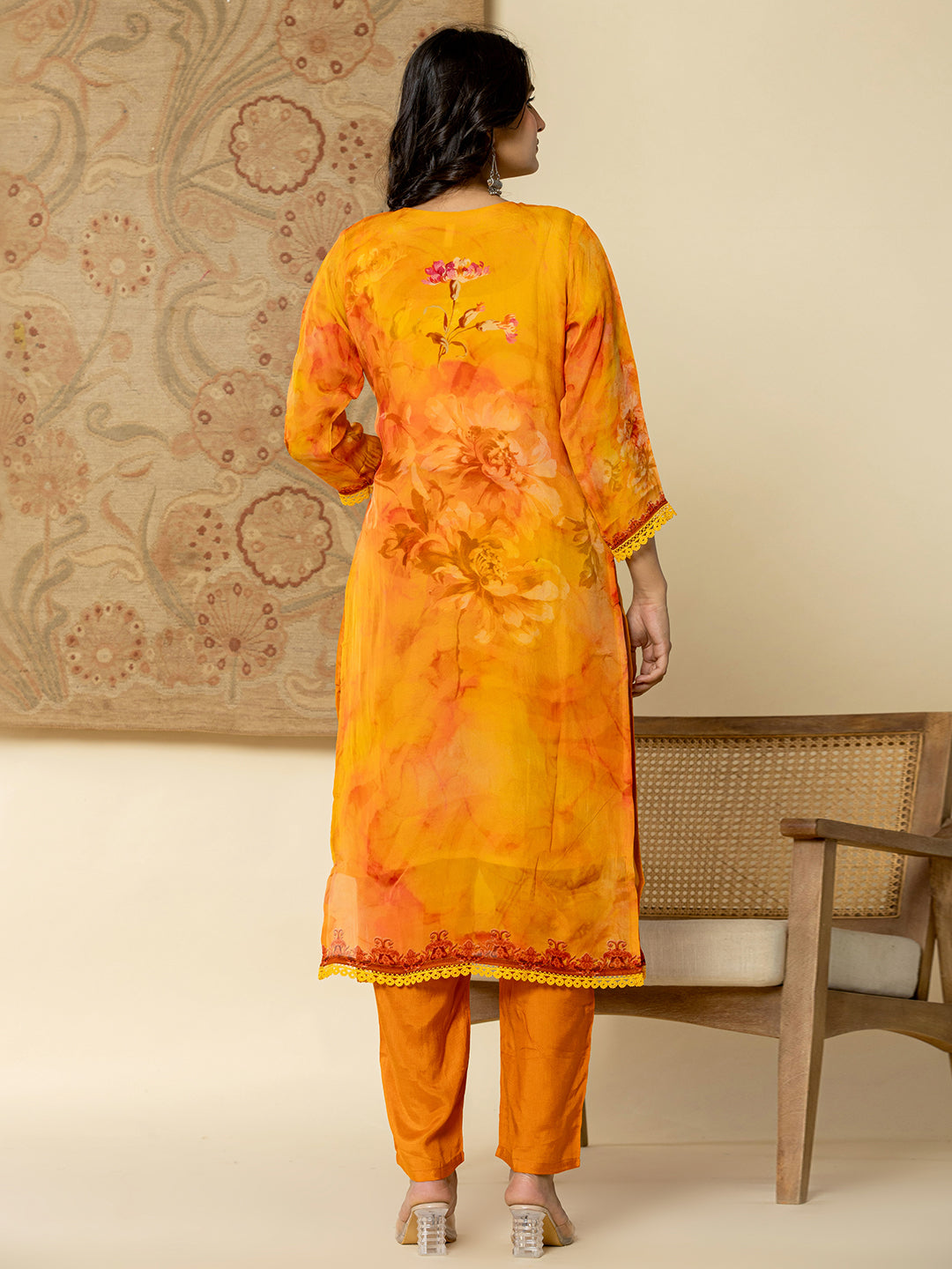 Yufta Pure Oragnza Kurta Set With Pant And Organza Dupatta Comes With Cotton Lining And Intricate Handwork | Grocsy