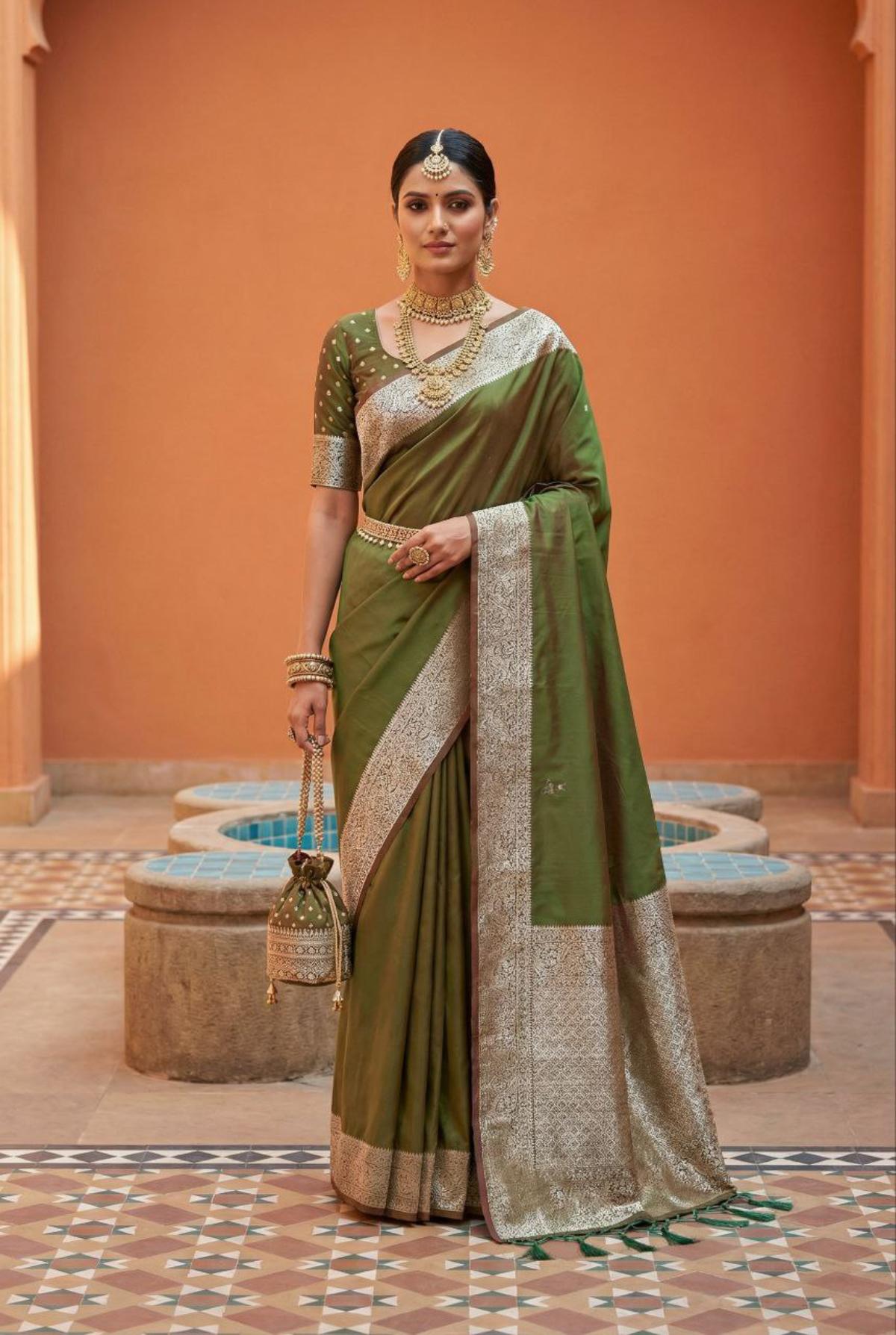 Mameraa Sarees Green Soft Banarasi Silk Fabric Saree With Natural Zari Weaving In Gala Border-Green | Grocsy