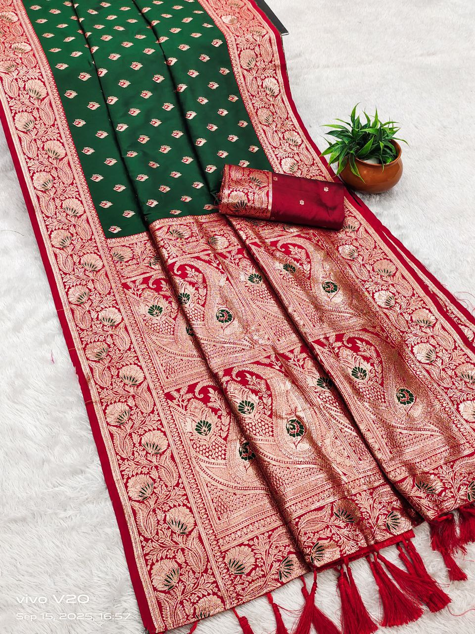 Mameraa Sarees Green Soft Banarasi Silk Saree With Zari Weaving Meenakari Design-Green | Grocsy