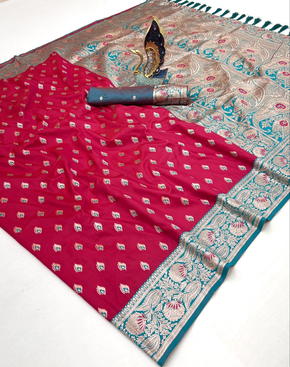 Mameraa Sarees Pink Soft Banarasi Silk Saree With Zari Weaving Meenakari Design-Pink | Grocsy