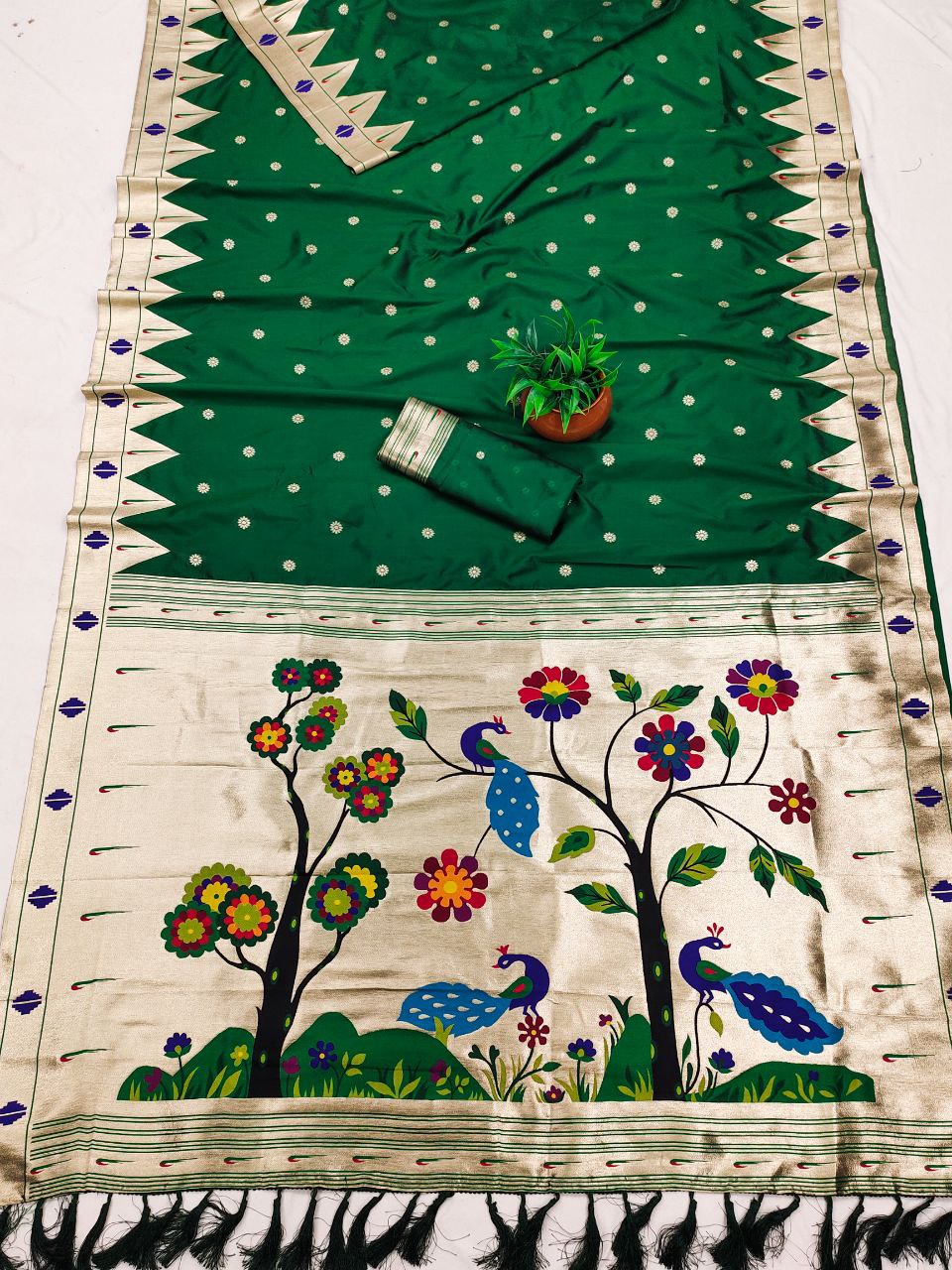 Mameraa Sarees Green Faux Banarasi Silk Saree With Paithani Rich Weaved Pallu And Blouse-Green | Grocsy