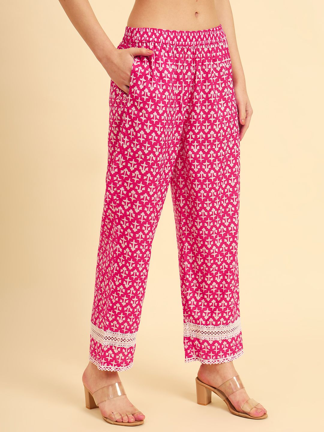 Yufta Pink Pure Cotton Floral printed Kurta With Trousers Dupatta Set | Grocsy
