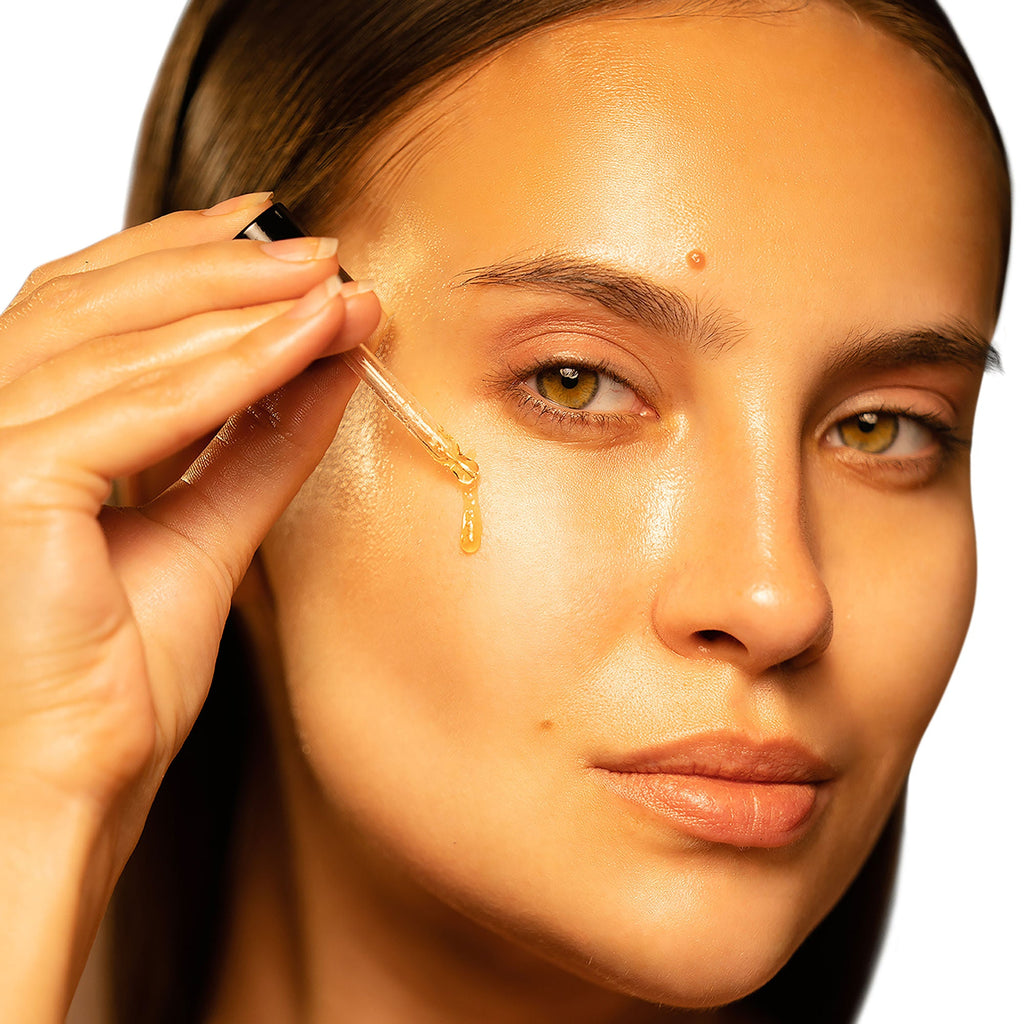 PAC Studio Spotlight Oil Primer - Ultra Lightweight, Hydrates Nourishes & Boosts Radiance Best For Dry Skin | Grocsy