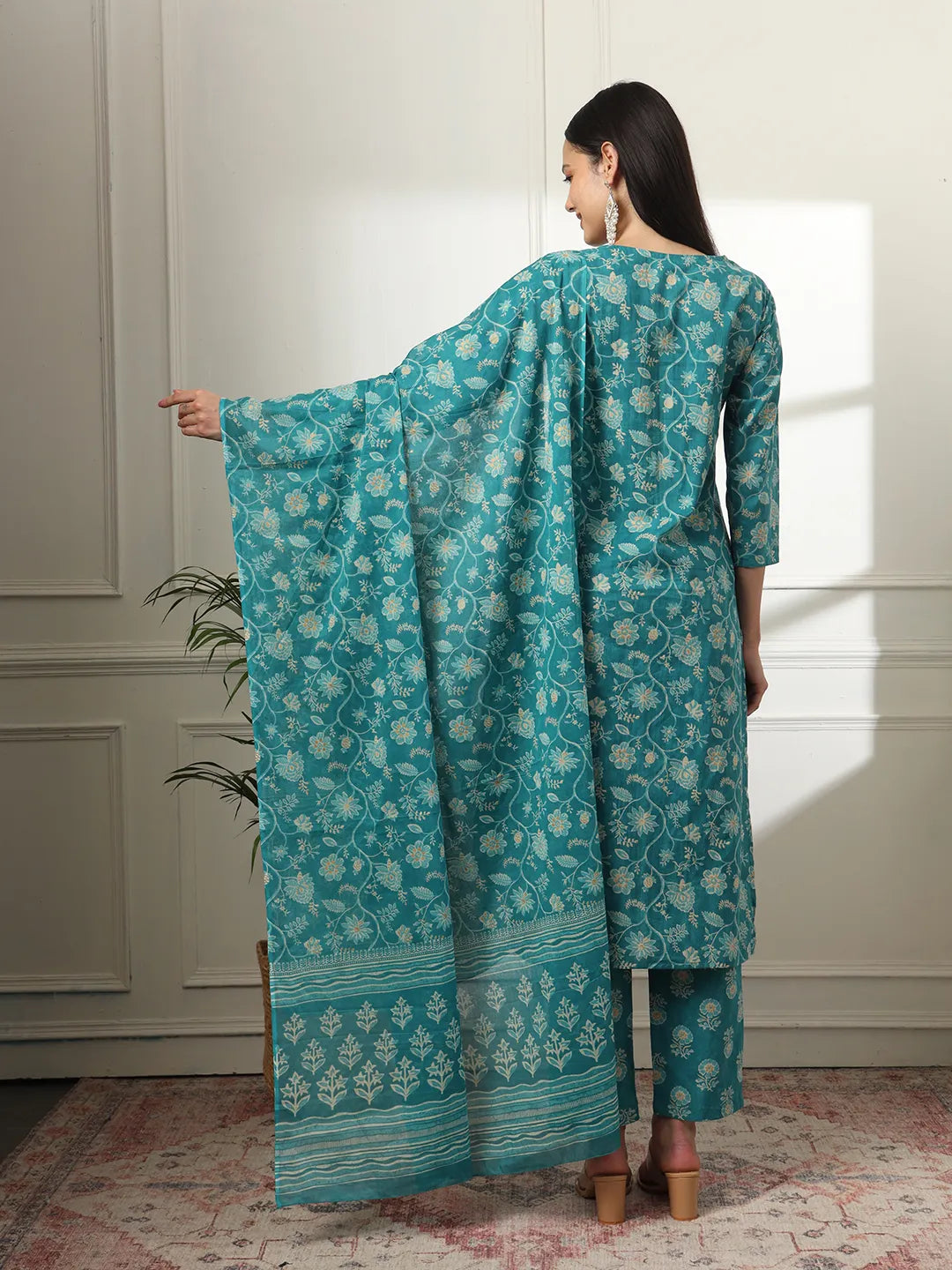 Yufta Cotton Straight Turquoise Blue Kurta Dupatta Set | Grocsy