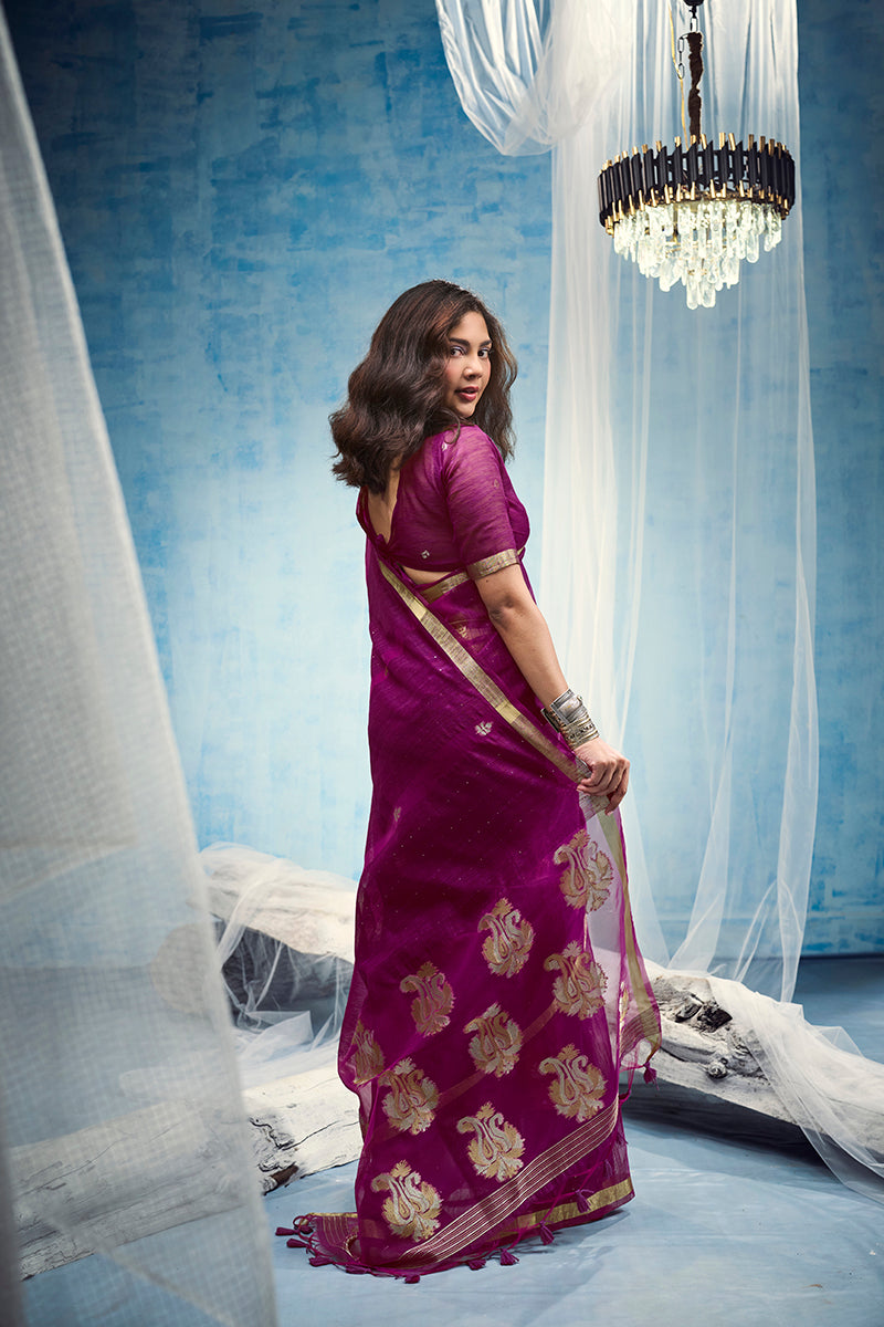 Monjolika Fashion Magenta Linen Silk Blend Saree with Gold Zari Border & Floral Woven Pallu | Grocsy