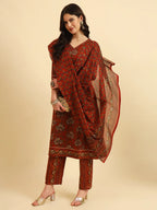 Yufta Red Pure Cotton Floral Sequins Work Kurta Set With Dupatta | Grocsy