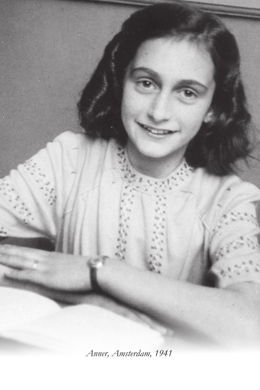 Diary Of A Young Girl - Anne Frank | Grocsy