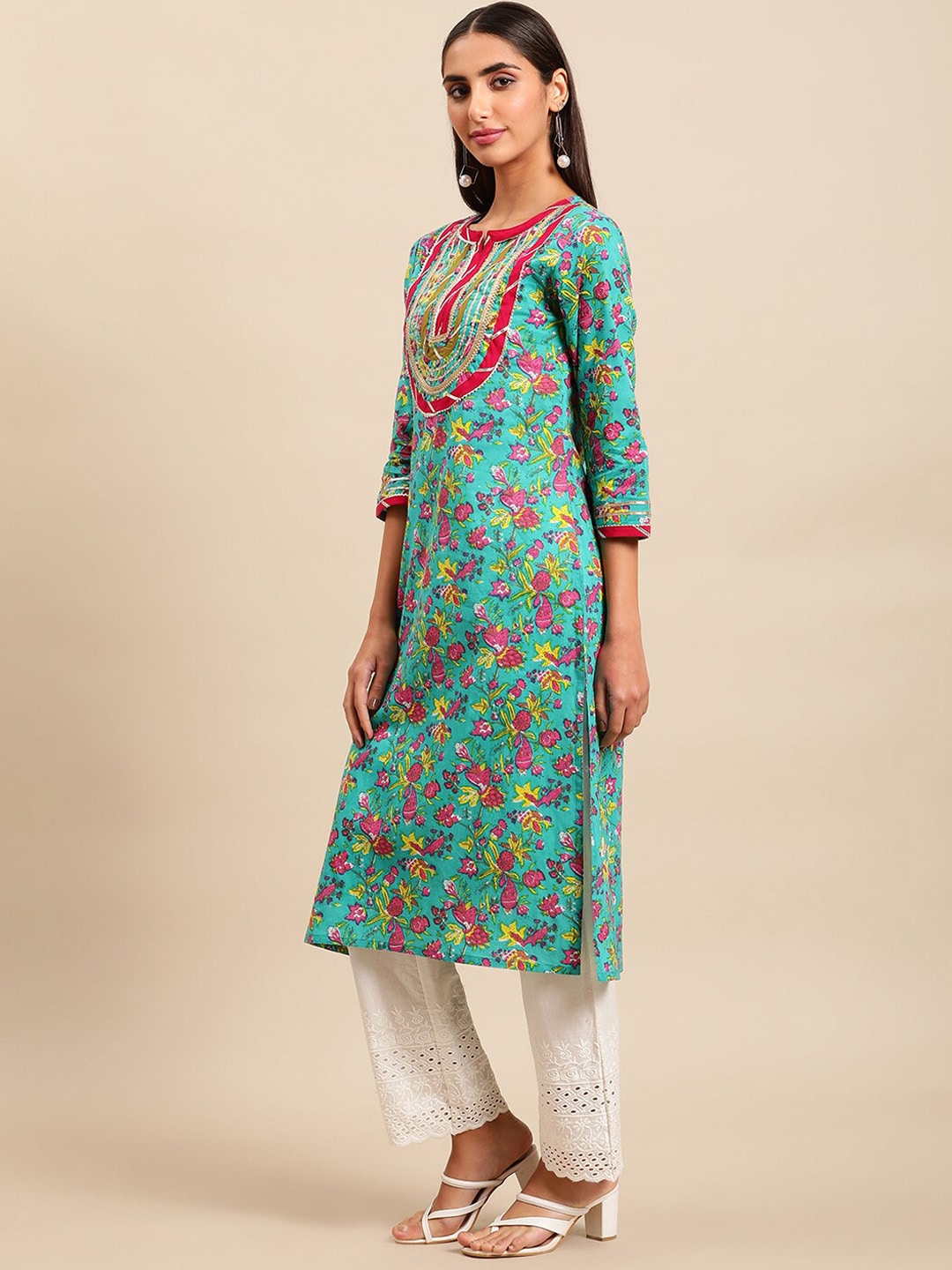 Sangria Women Floral Printed Gotta Patti Floral Kurta | Grocsy