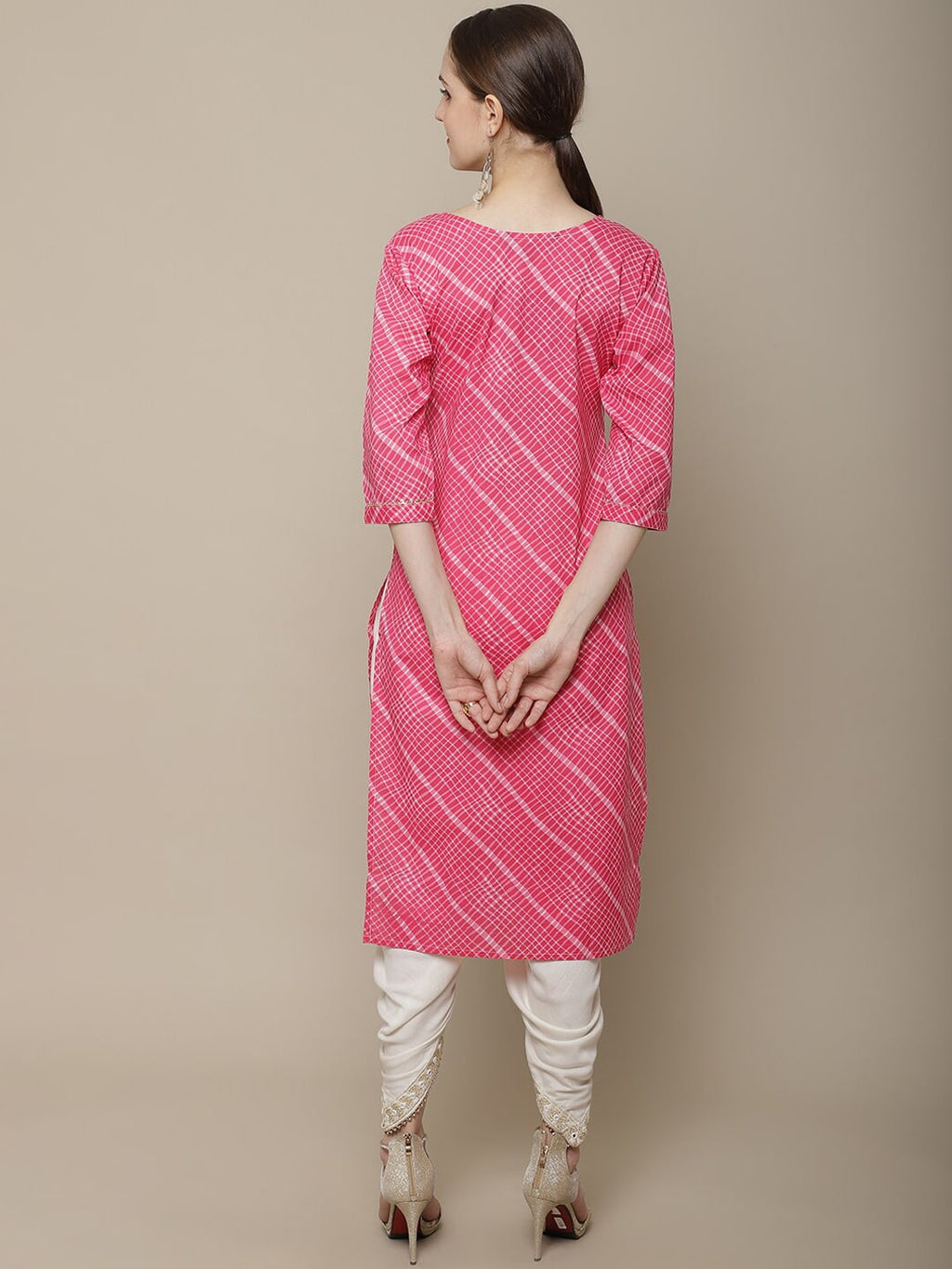 Sangria Women Pink Leheriya Striped Kurta | Grocsy