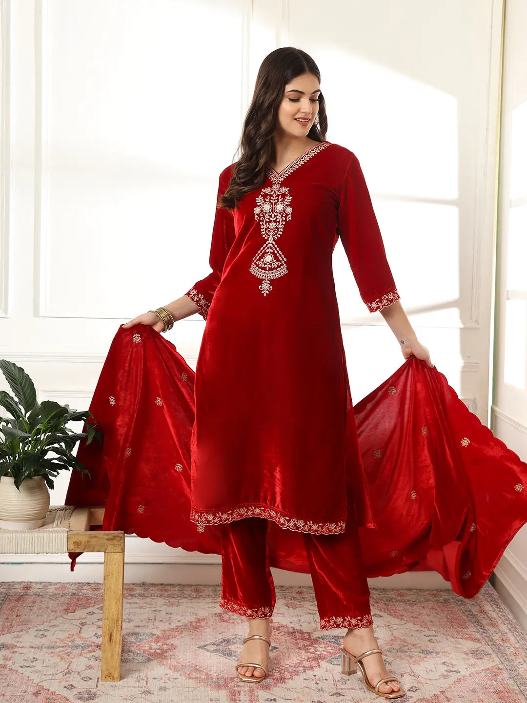 Yufta Velvet Maroon Kurta Dupatta Set With Embroidery | Grocsy