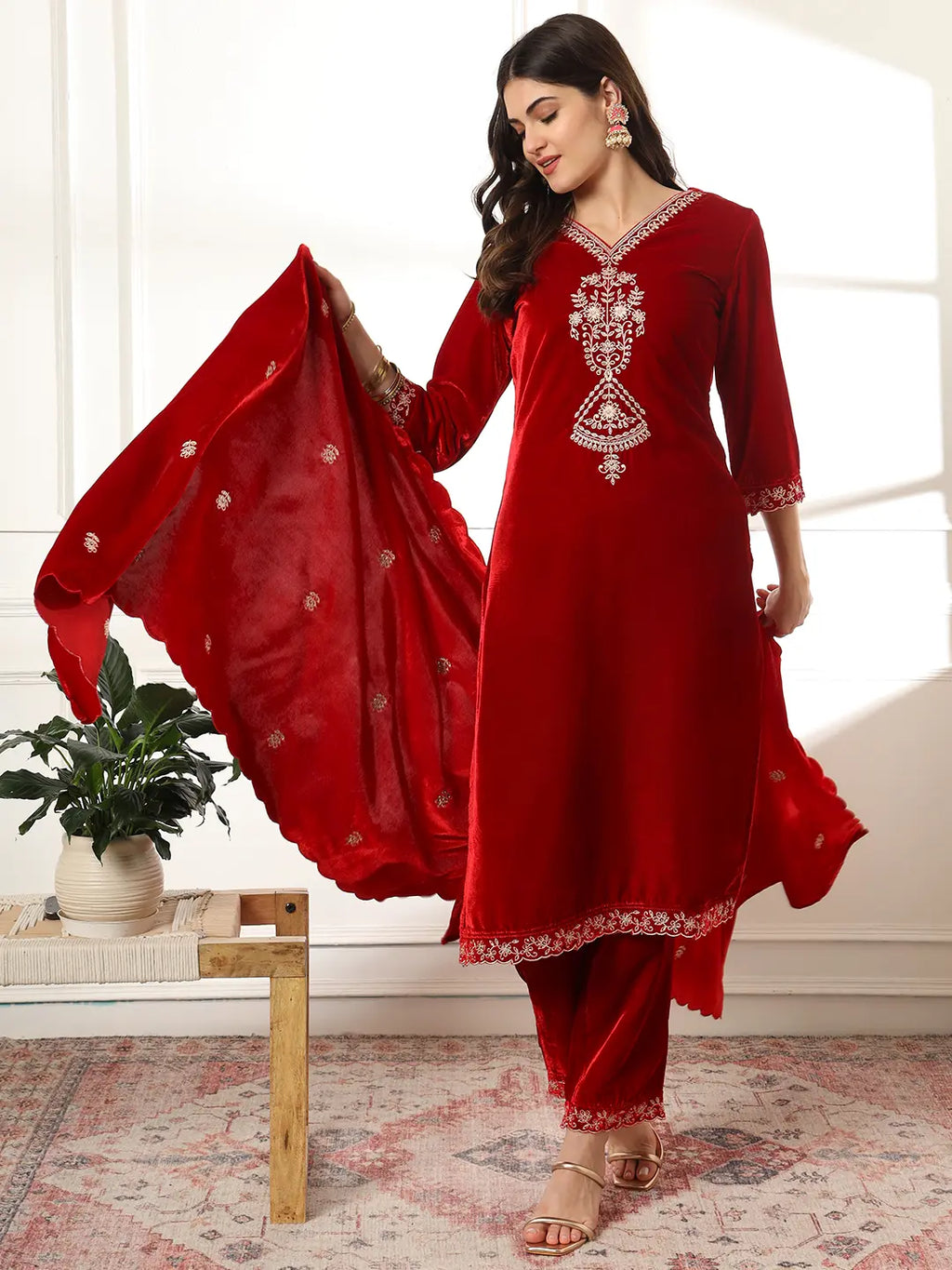 Yufta Velvet Maroon Kurta Dupatta Set With Embroidery | Grocsy