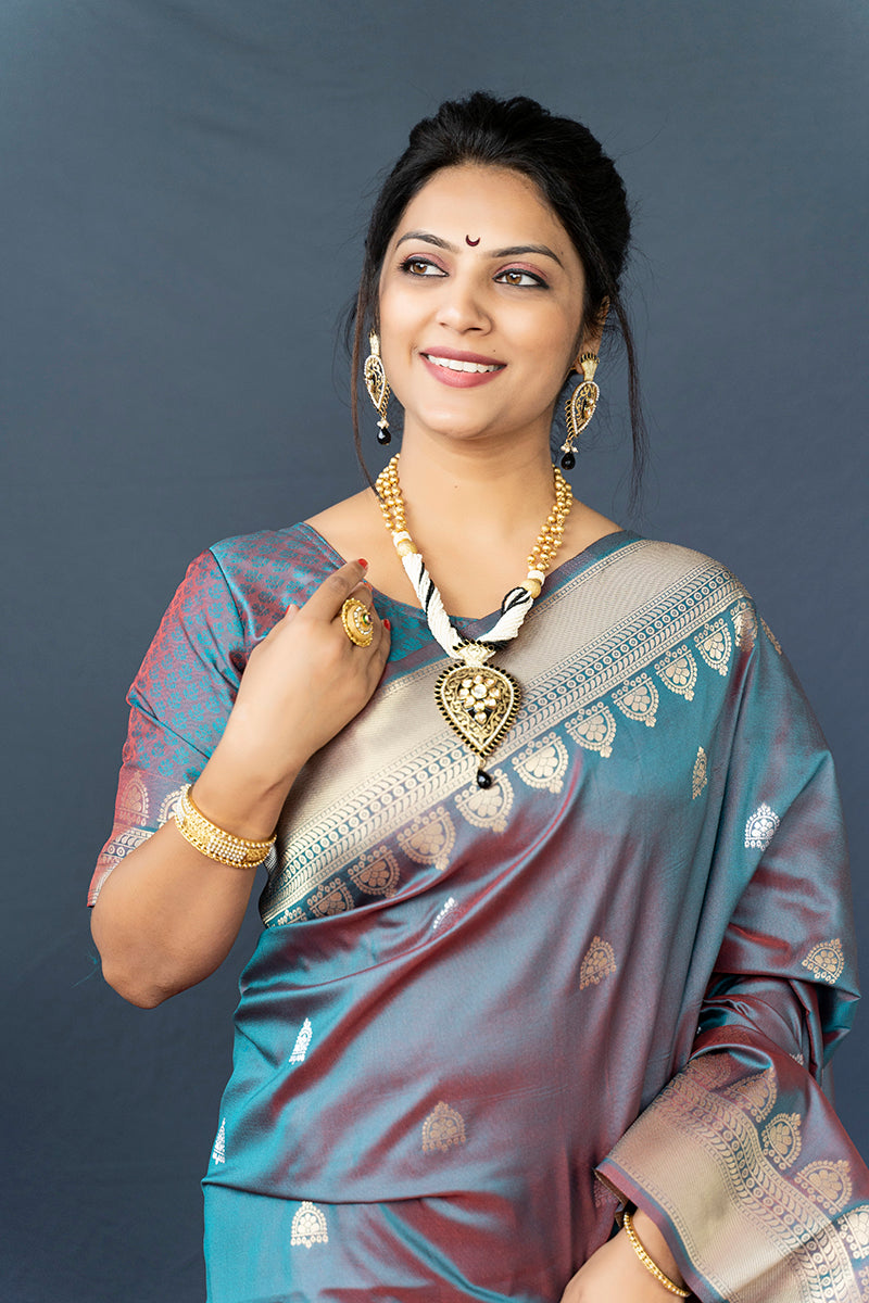 Monjolika Fashion Grey Banarasi Silk Blend Saree with Silver Zari Border & Woven Pallu | Grocsy